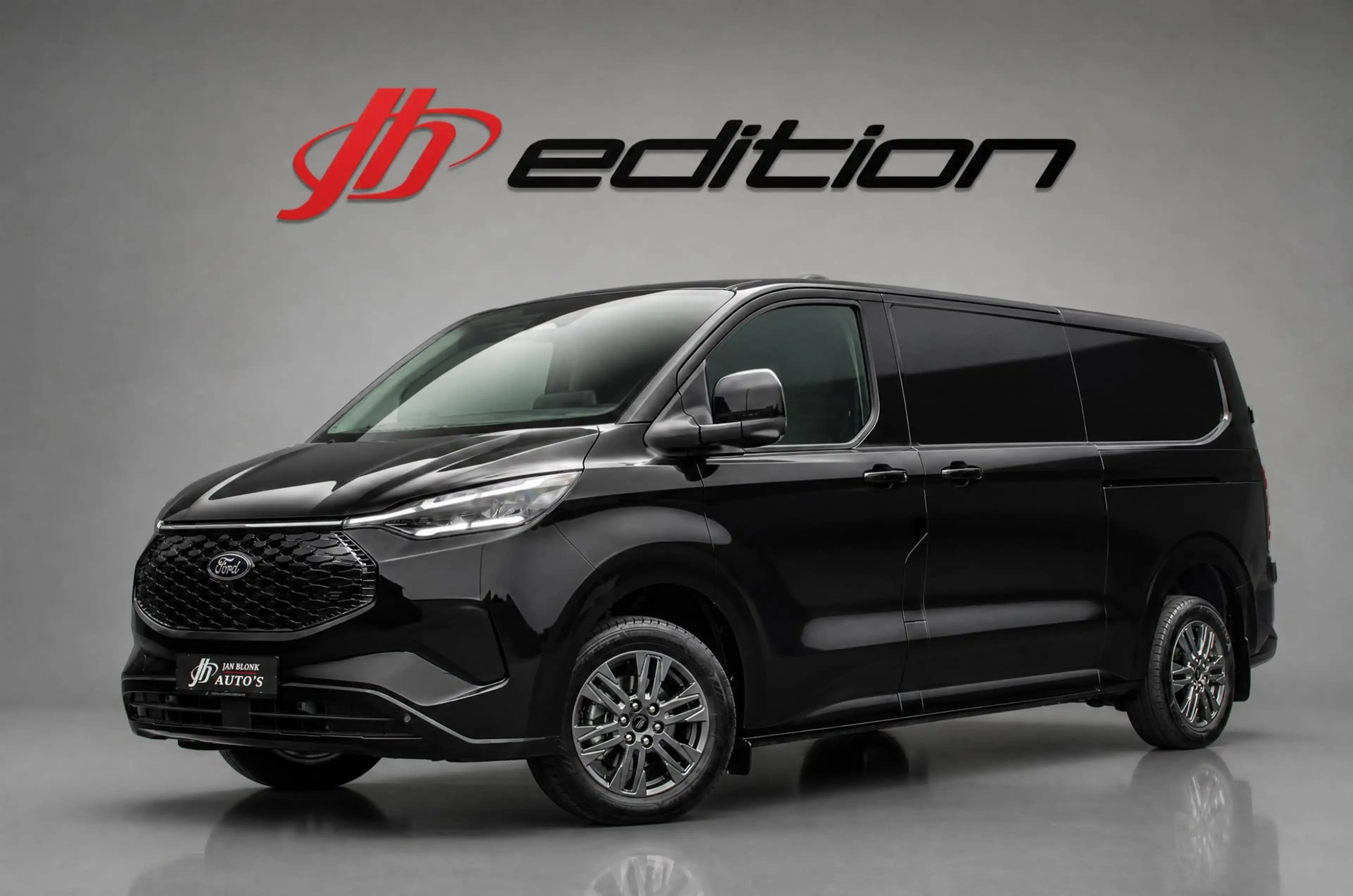 Ford E-Transit Cust. 340 L2H1 Limited 71kWh 218PK / 360 CAMERA /