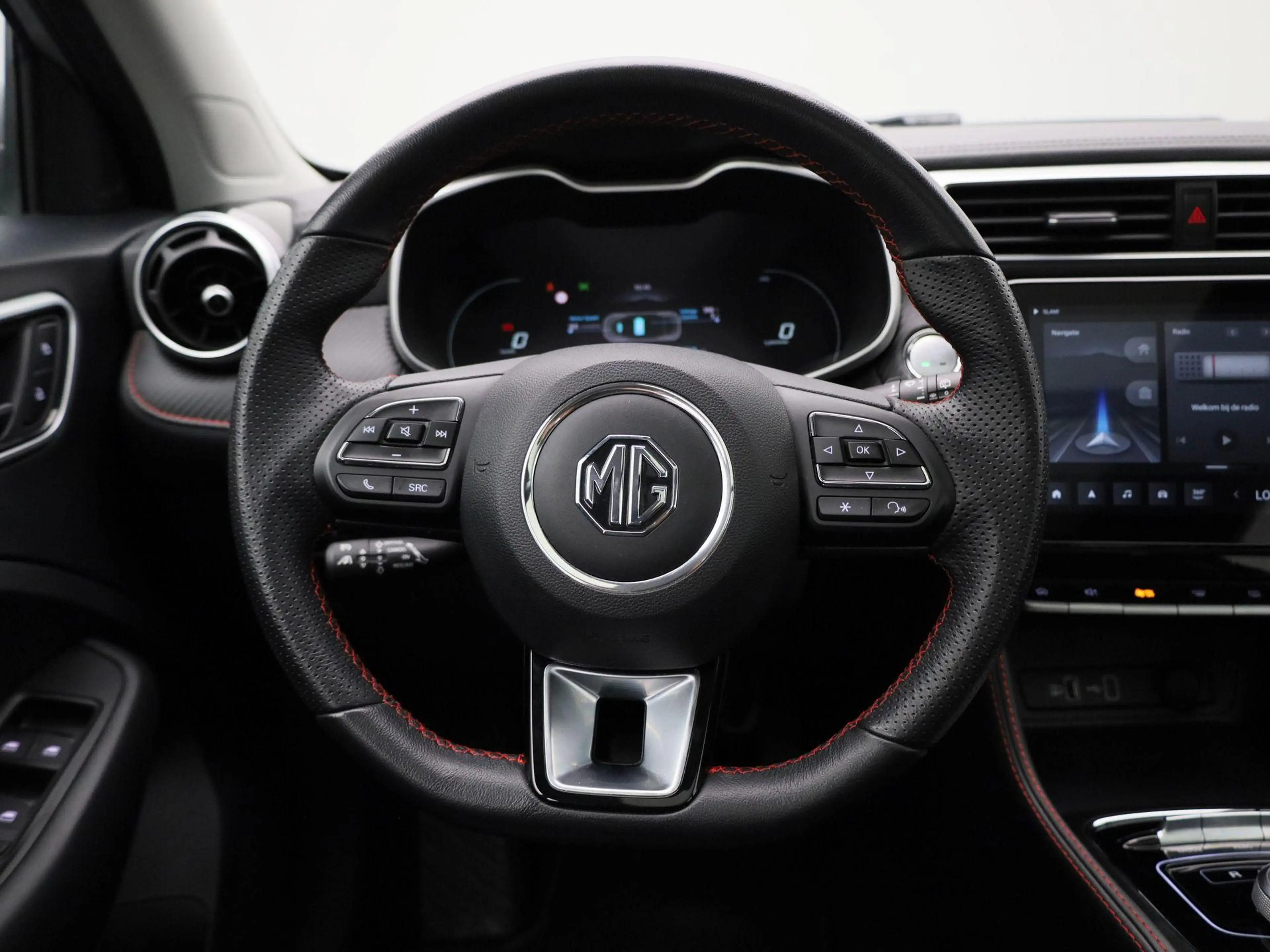 MG ZS EV Long Range Luxury 70 kWh | 360 graden camera | — photo 7