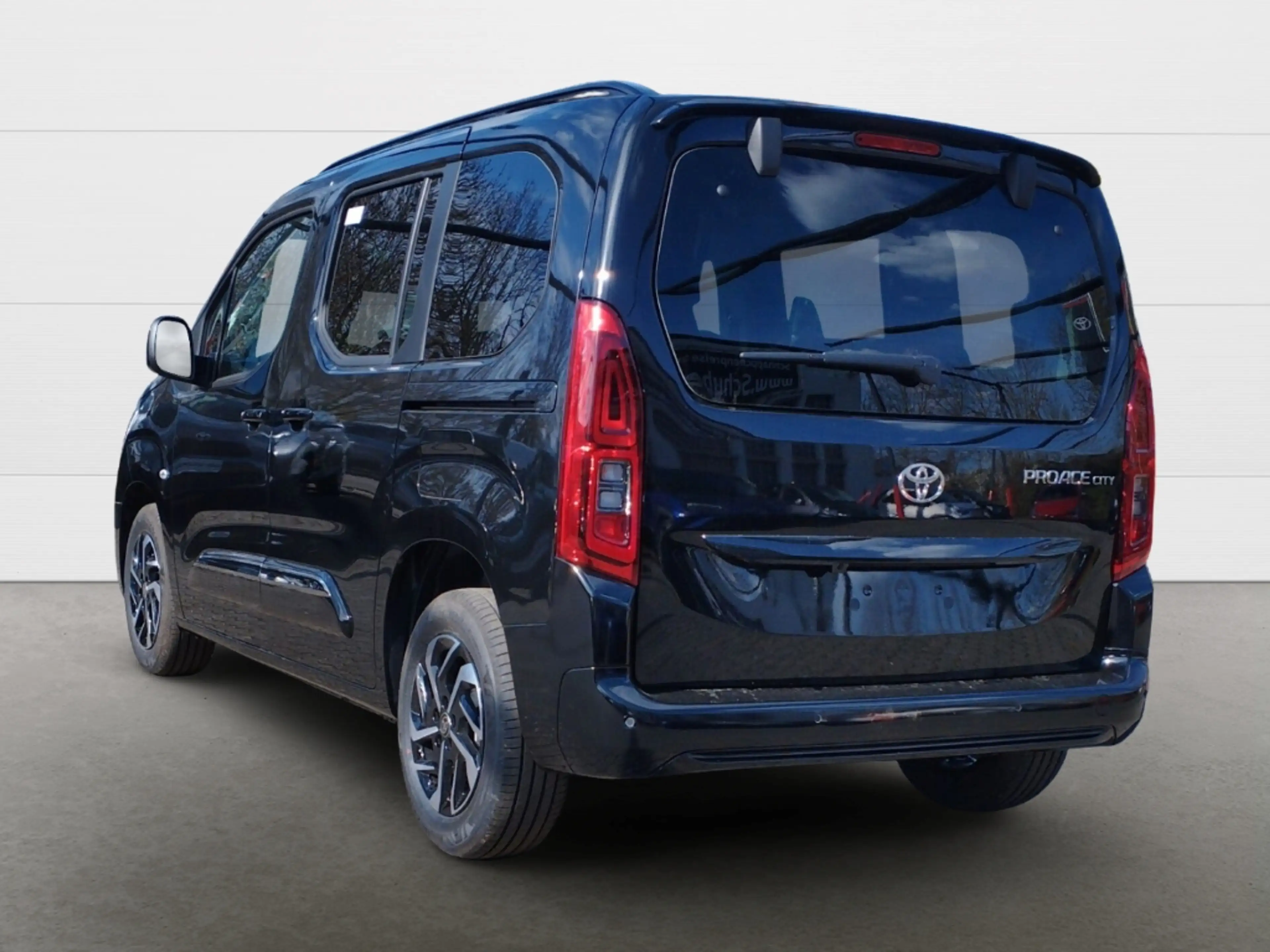 Toyota Proace City Verso Teamplayer L1 1,2l Navi LED Apple CarPlay An — photo 4