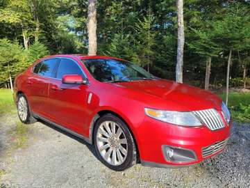 2010 Lincoln MKS All-wheel drive