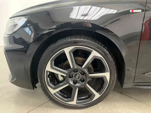 Audi A1 view 9