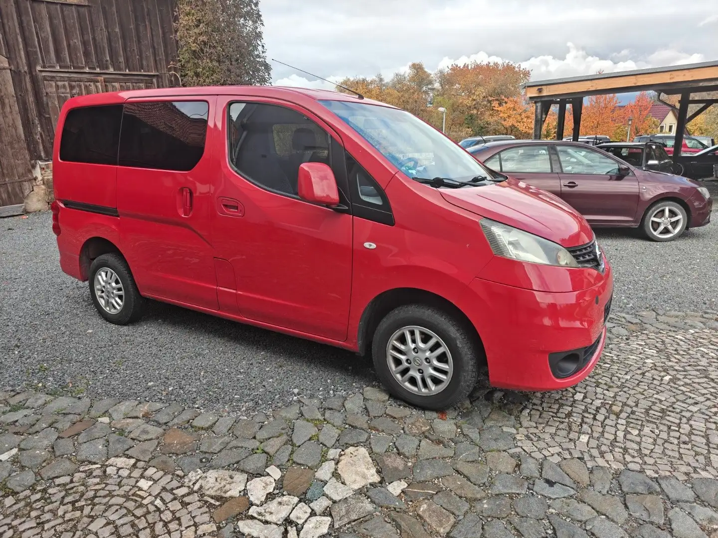 Nissan NV200 /Evalia Evalia Premium Rot - 1