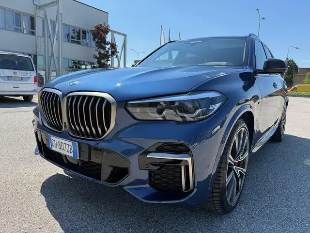 BMW X5 M 50i auto