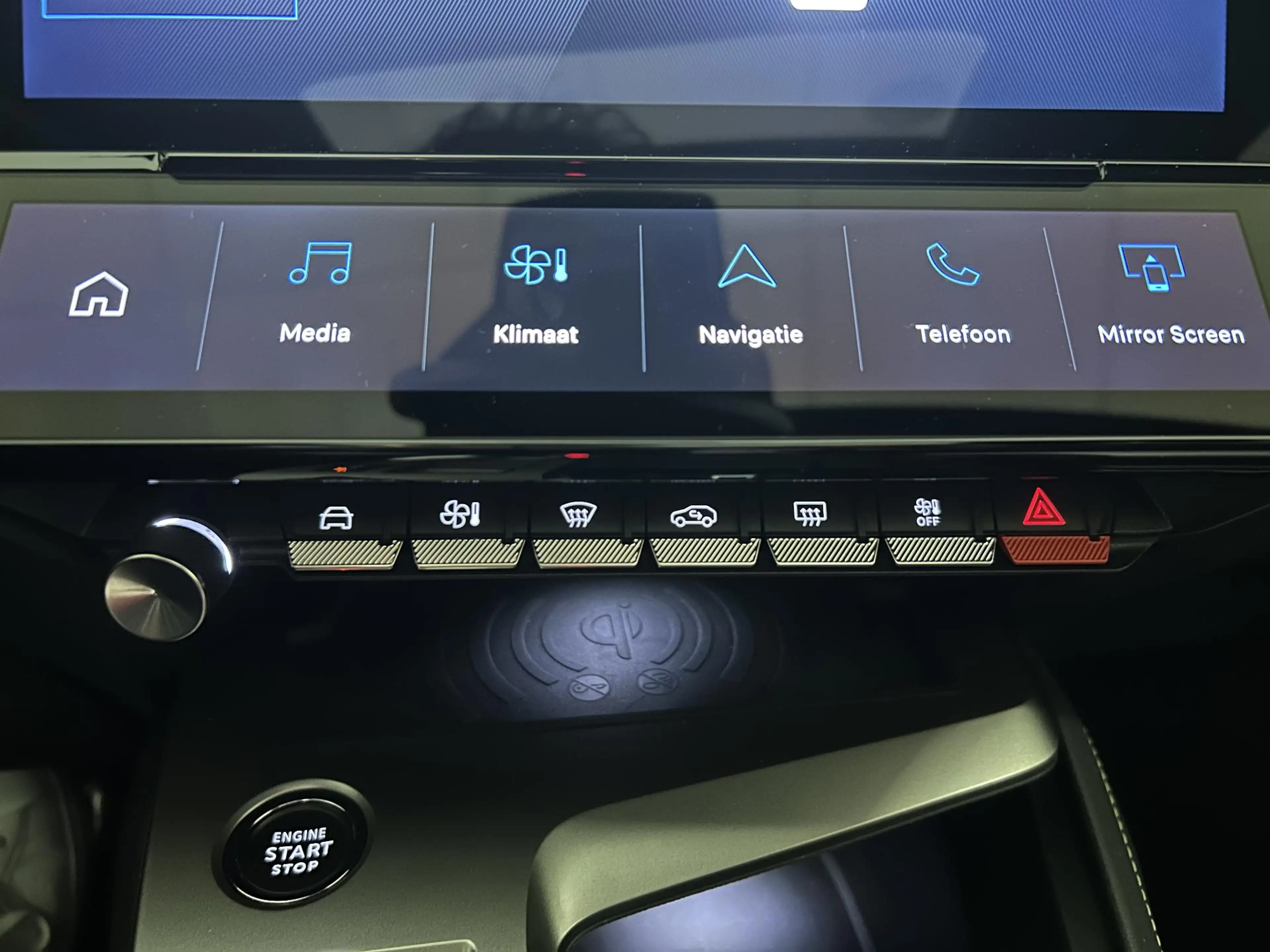 Peugeot 408 e-408 GT Avantage 58 kWh | PANORAMADAK | FOCAL HI- — photo 13