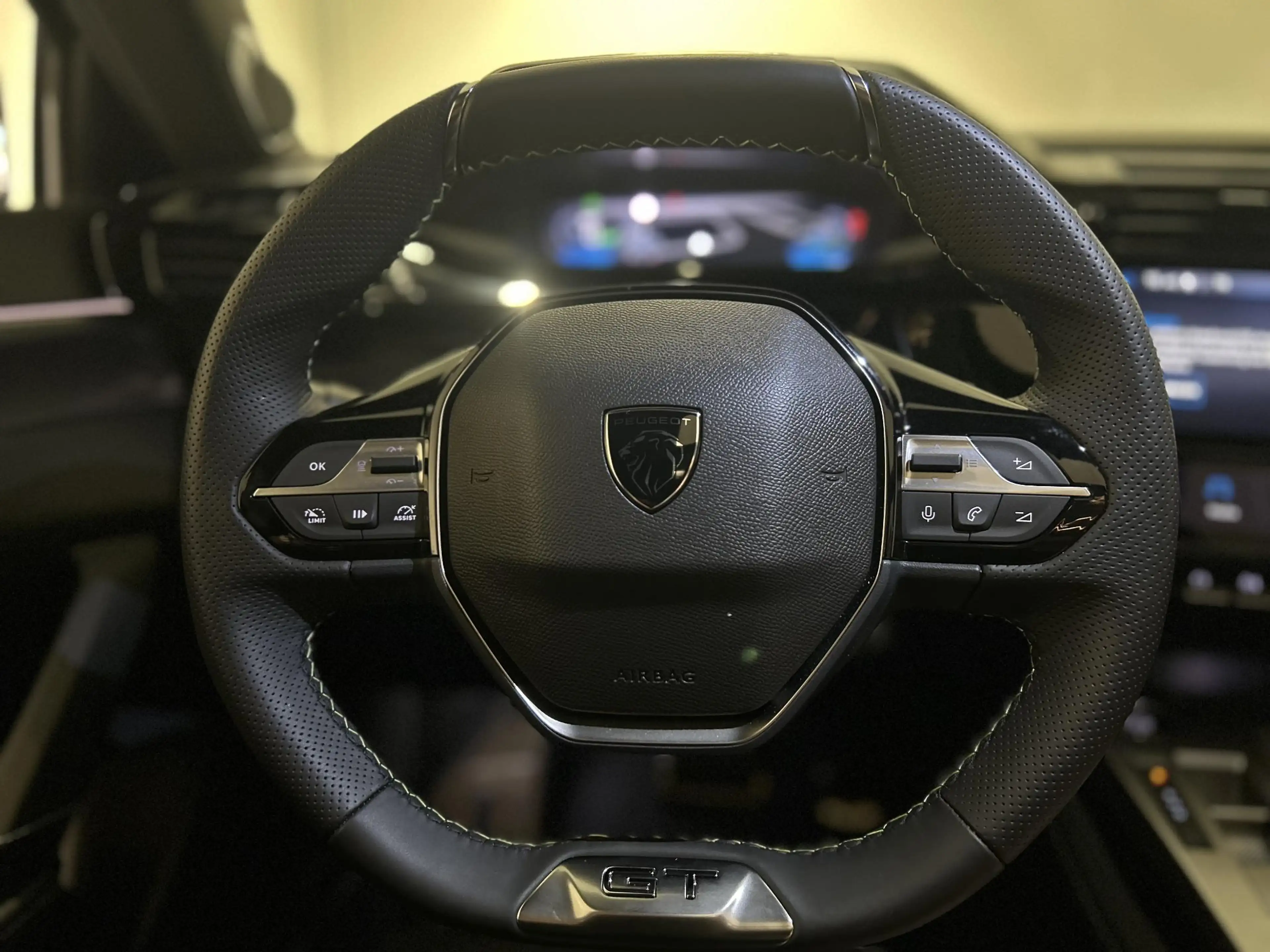 Peugeot 408 e-408 GT Avantage 58 kWh | PANORAMADAK | FOCAL HI- — photo 6