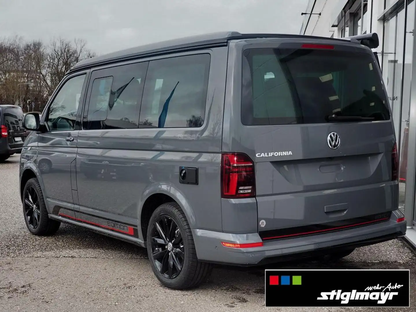 Volkswagen T6.1 California 6.1 Ocean 2,0 TDI Standhzg. AHK Schwarz - 2