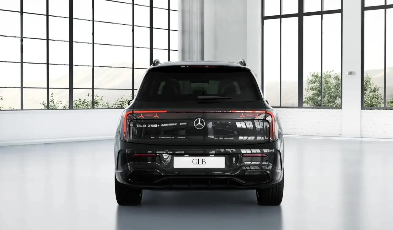Mercedes-Benz GLB 2026
