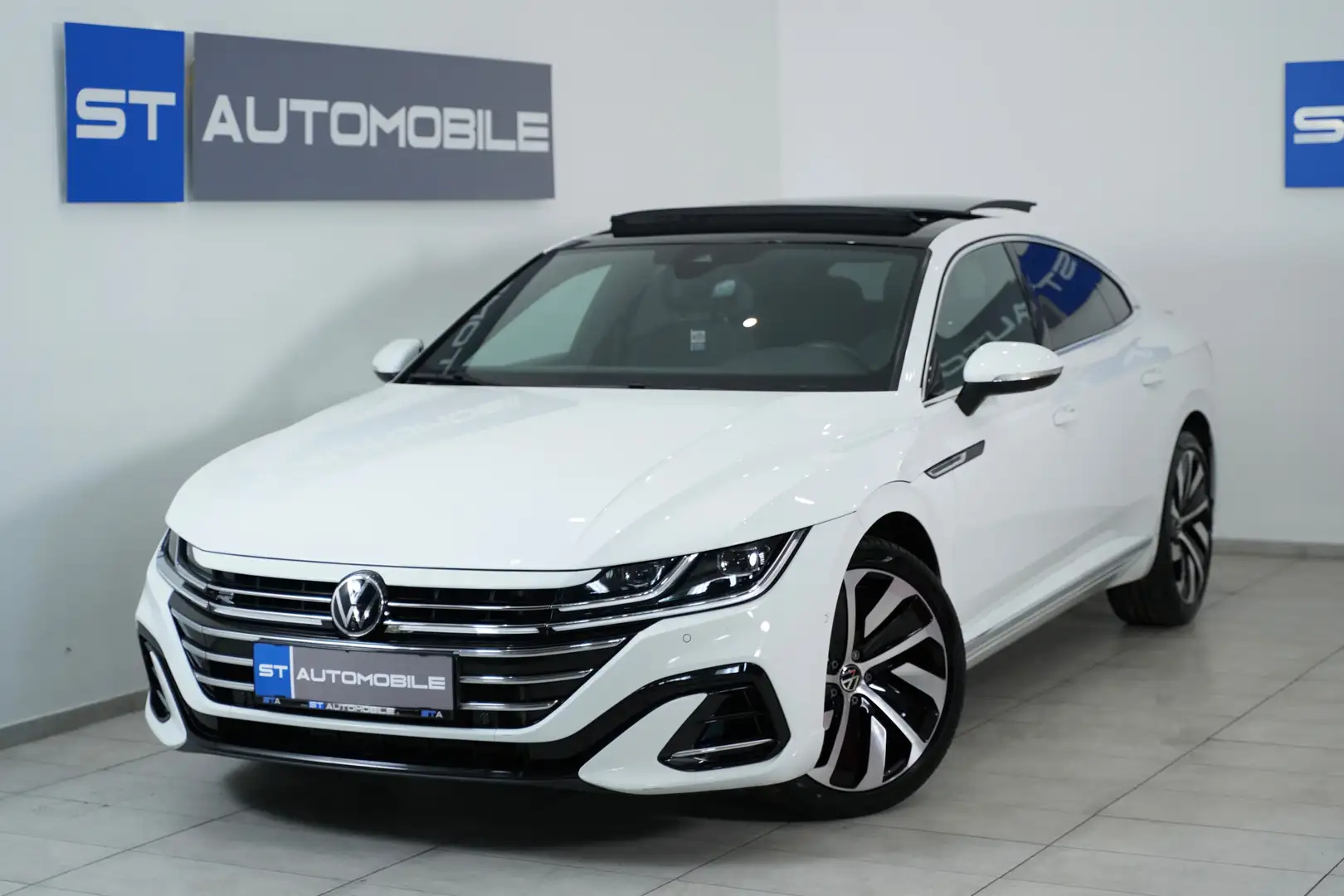 Volkswagen Arteon 2.0 TDI R-Line Aut. // 1.BESITZ // AHK // NAVI // Weiß - 1