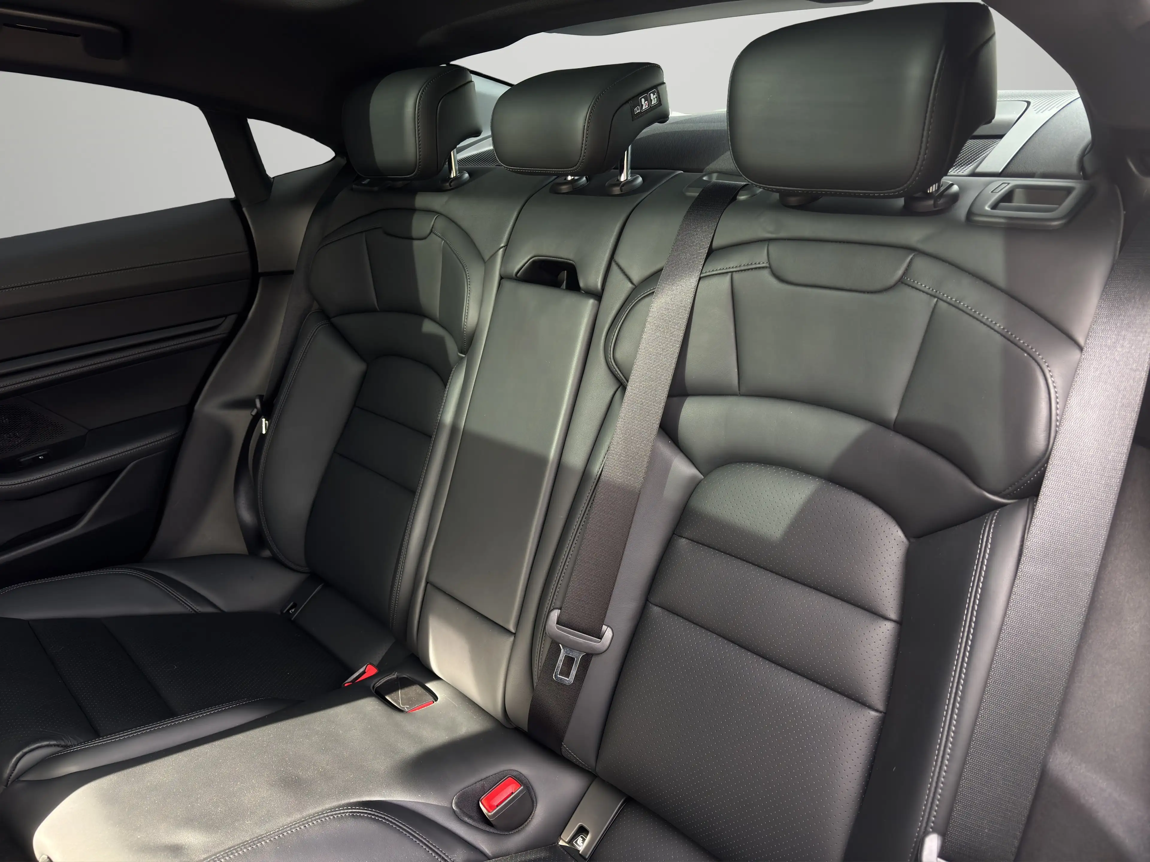 Porsche Taycan 4S |LED-Matrix PDLS+ |BOSE |Surround View — photo 12