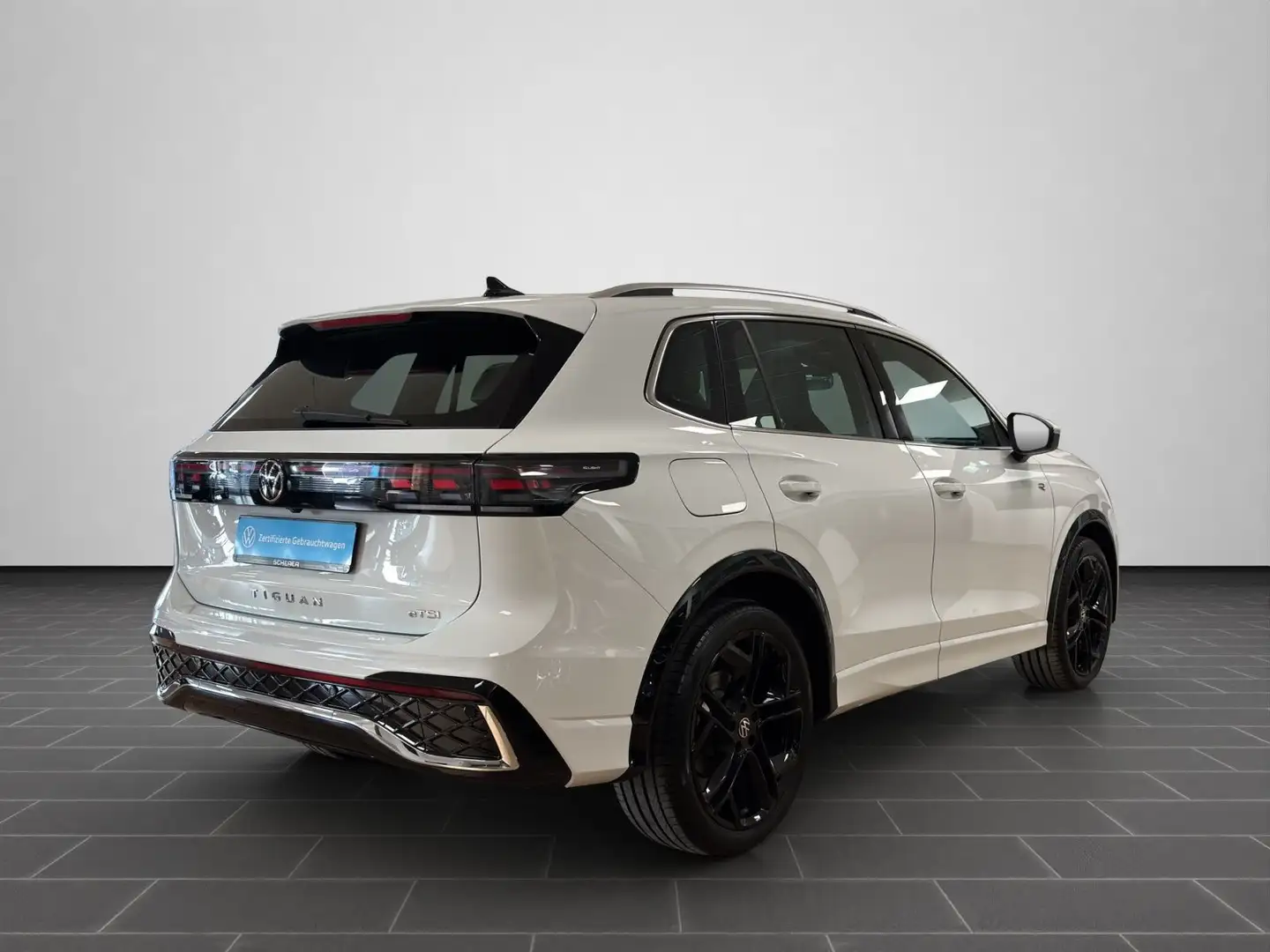 Volkswagen Tiguan 1.5eTSI R-Line DSG NAVI ACC RFK Keyless 2 Weiß - 2