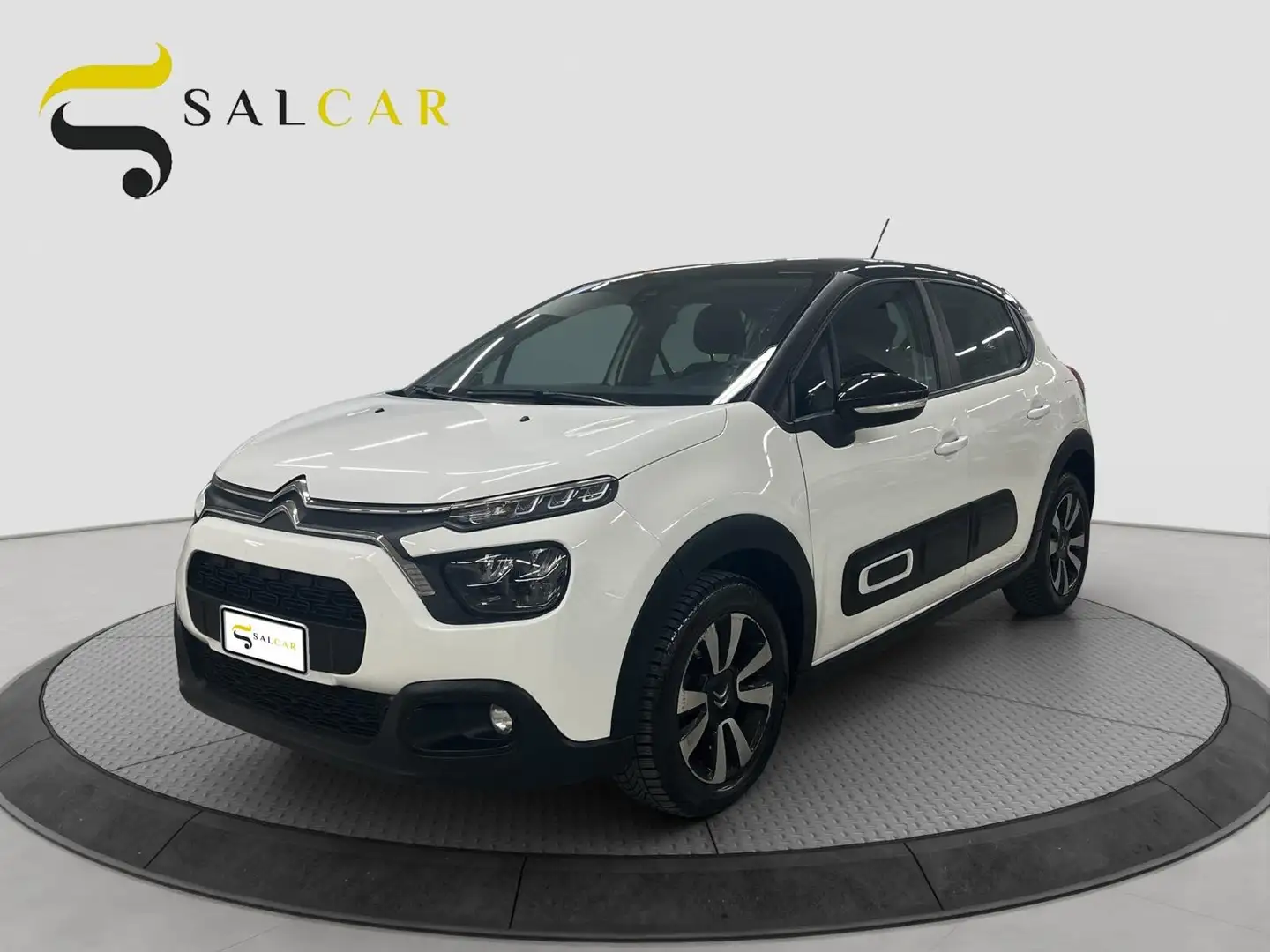 Citroen C3 1.2 puretech 110 Shine Auto 2021 Weiß - 1