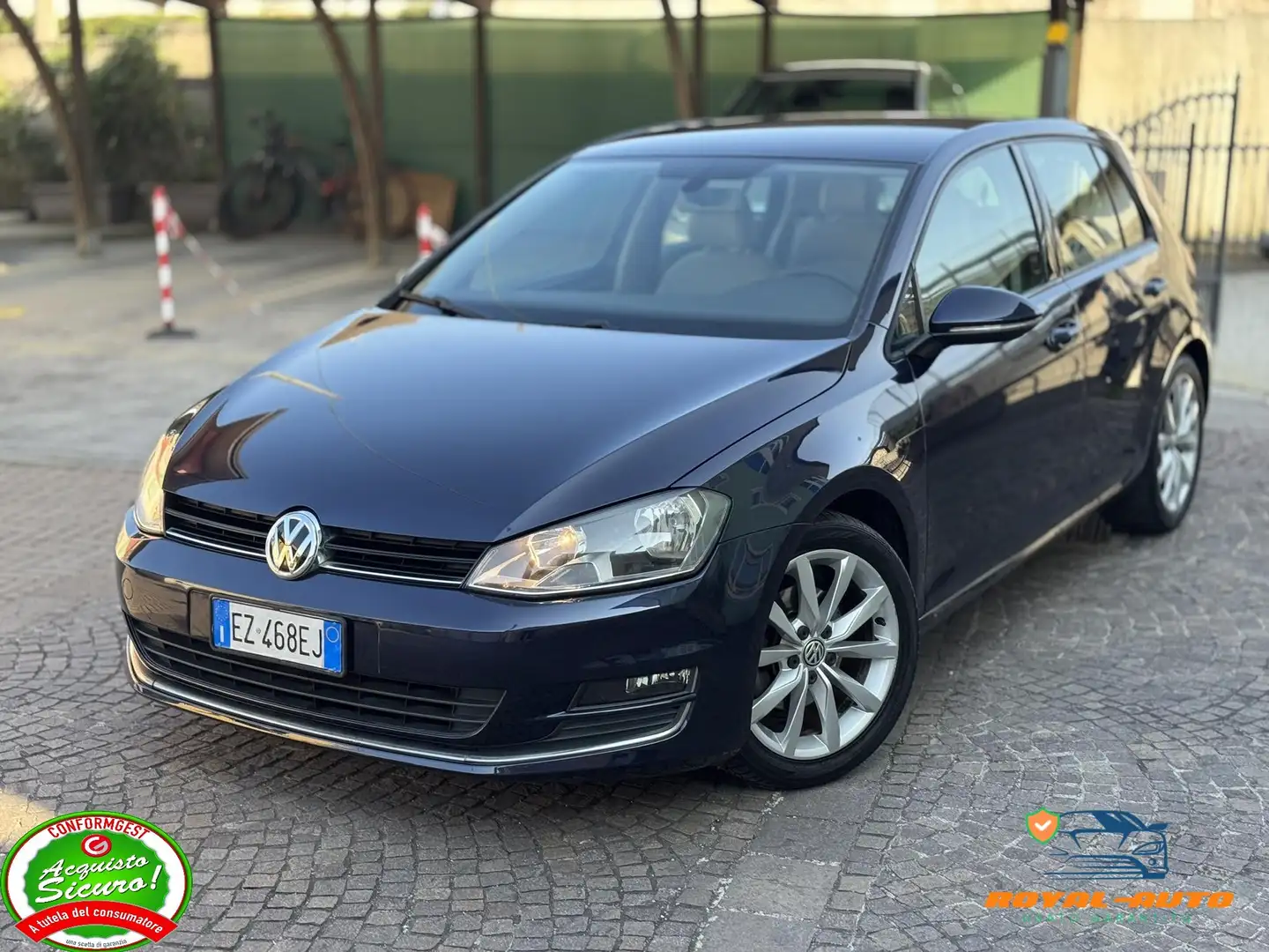 Volkswagen Golf Golf 5p 1.6 tdi Highline 110cv Blu/Azzurro - 1