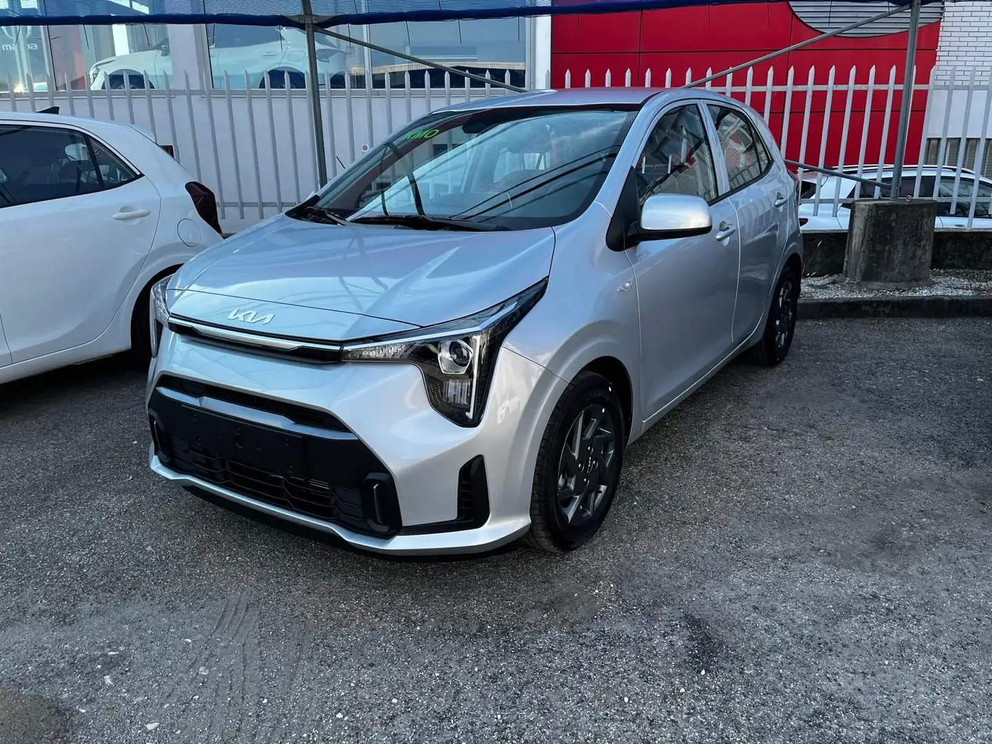 Kia Picanto Picanto 1.0 12V 5 porte Urban Argento - 1