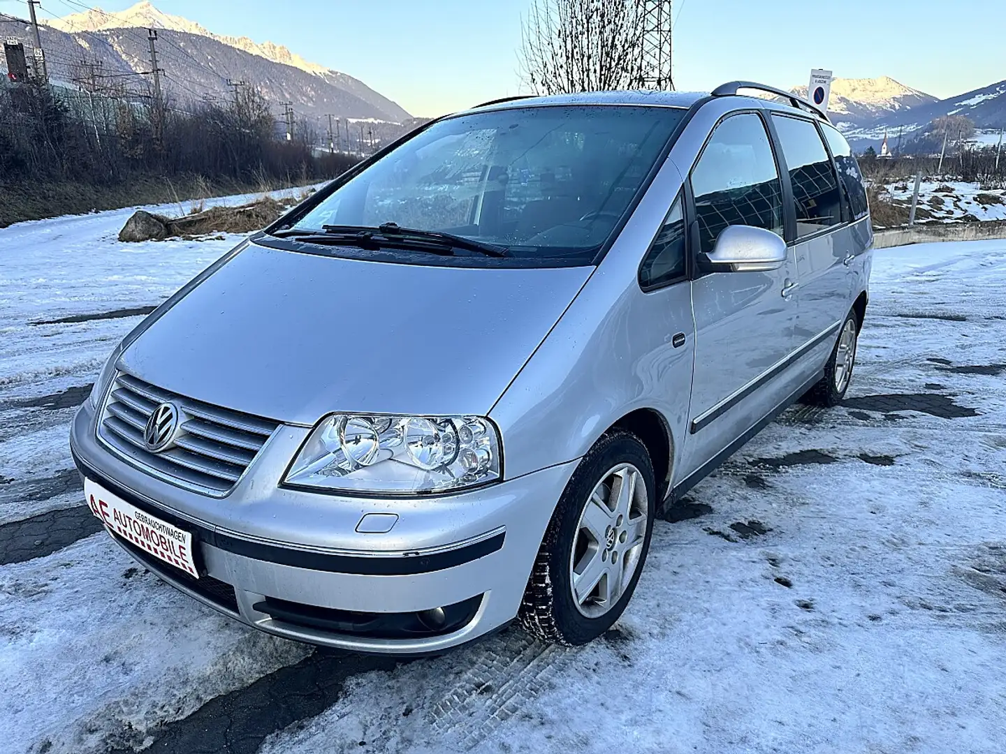 Volkswagen Sharan Business TDI DPF Grau - 1