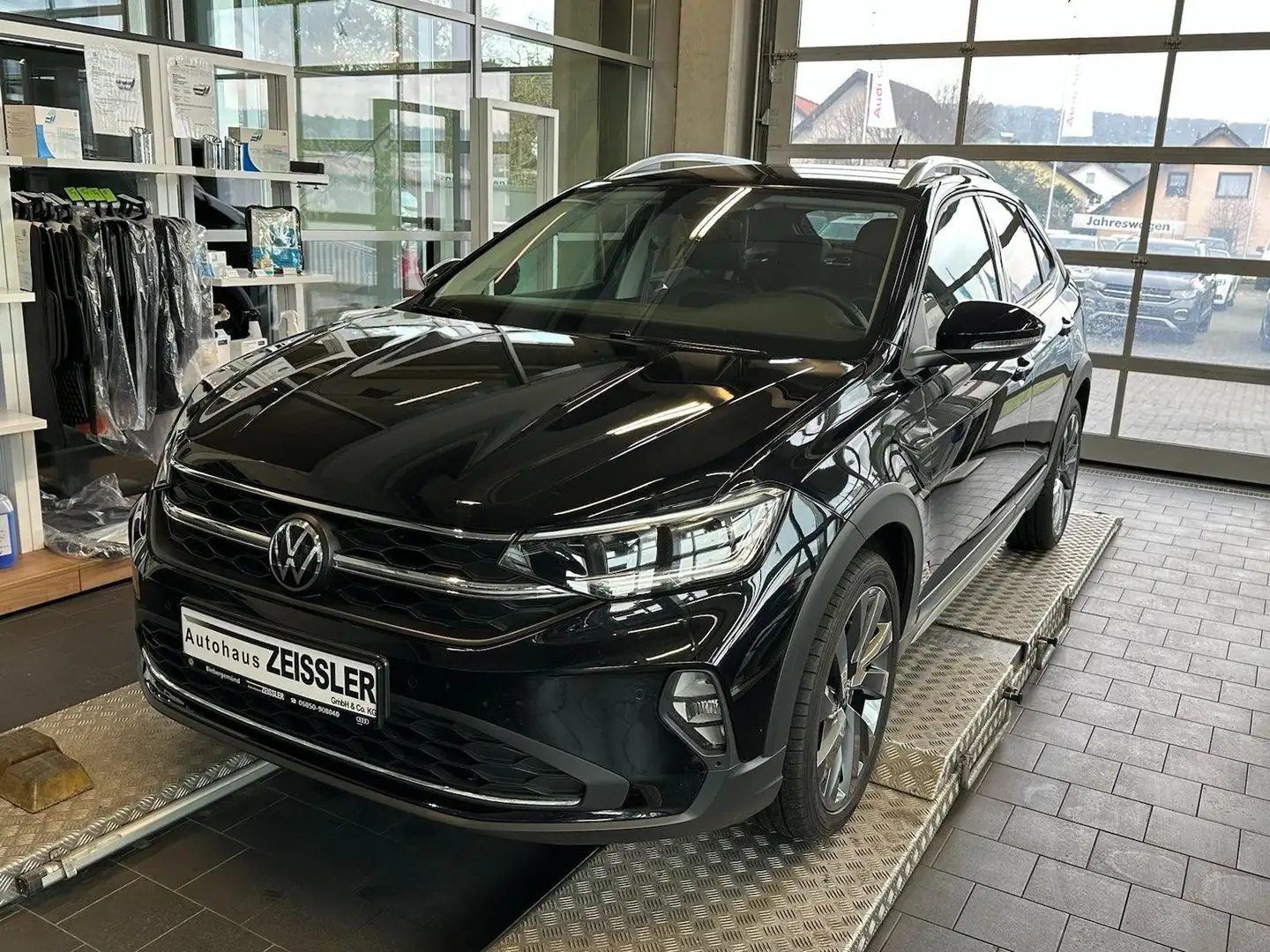 Volkswagen Taigo Style Schwarz - 1