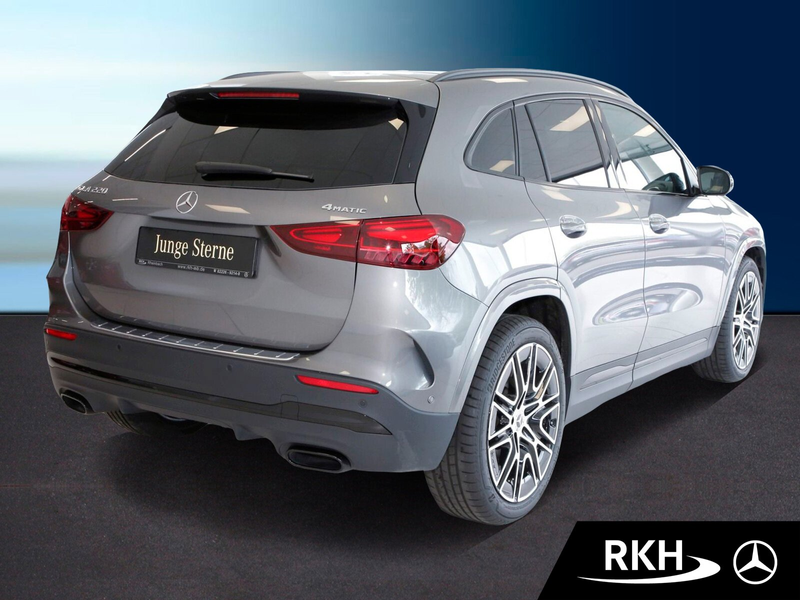 Mercedes-Benz GLA 220 GLA 220 4M AMG Line Night/AHK/Totw./Pano/360° LED — photo 3