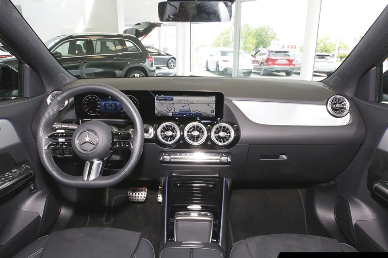 Mercedes-Benz GLA 220 GLA 220 4M AMG Line Night/AHK/Totw./Pano/360° LED — photo 10