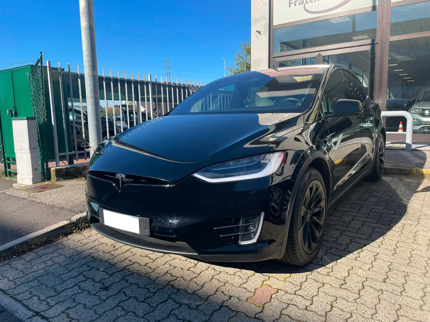 Tesla Model X 100 kWh Dual Motor Black - 1