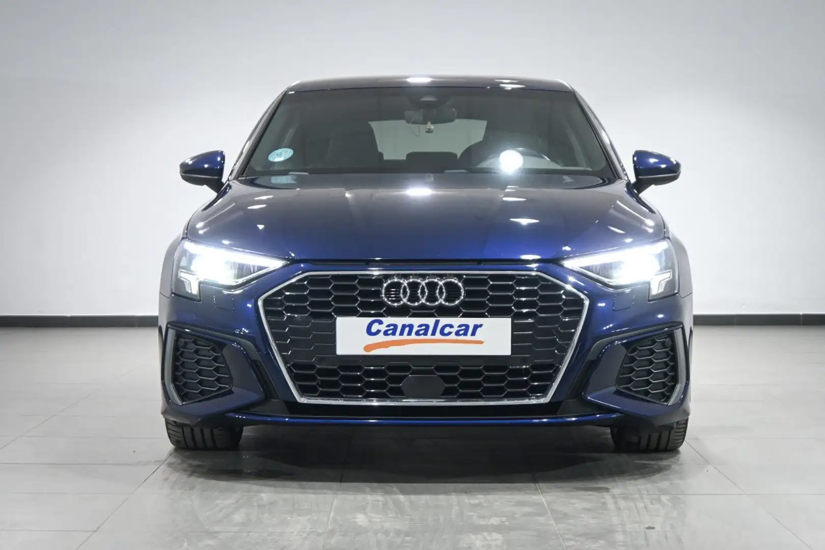 Audi A3 Sportback 35 TFSI S line Azul - 2