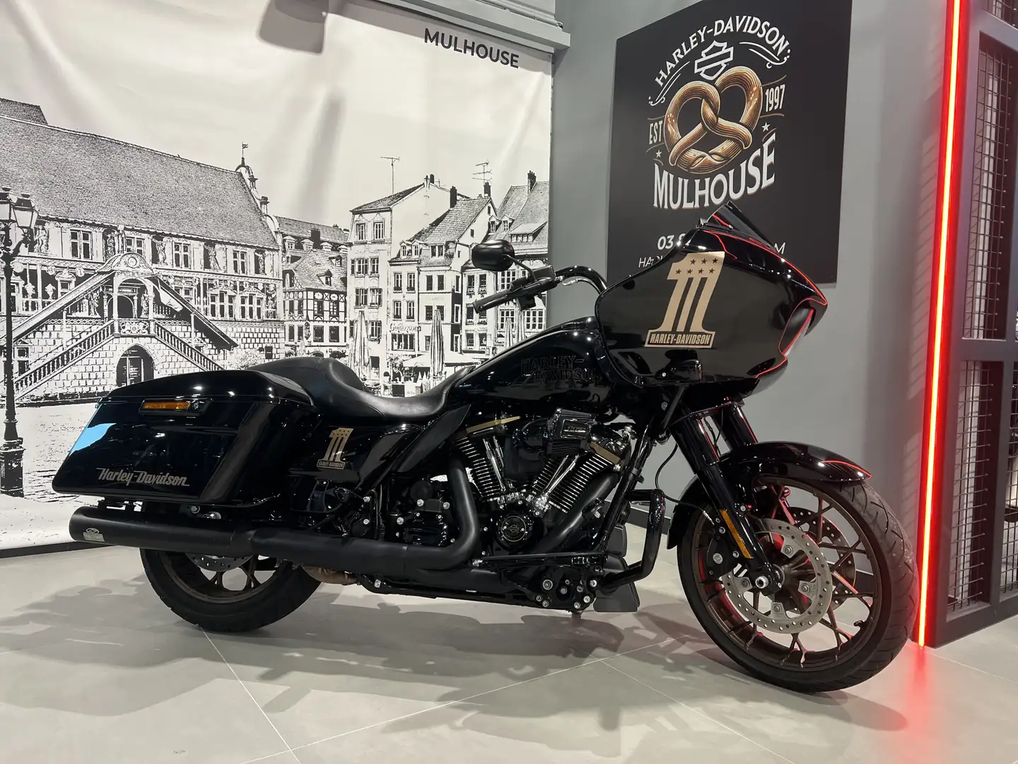 Harley-Davidson Road Glide - 1