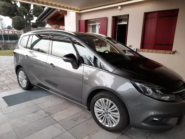 Opel Zafira Zafira IV 2017 1.4 t Advance 120cv