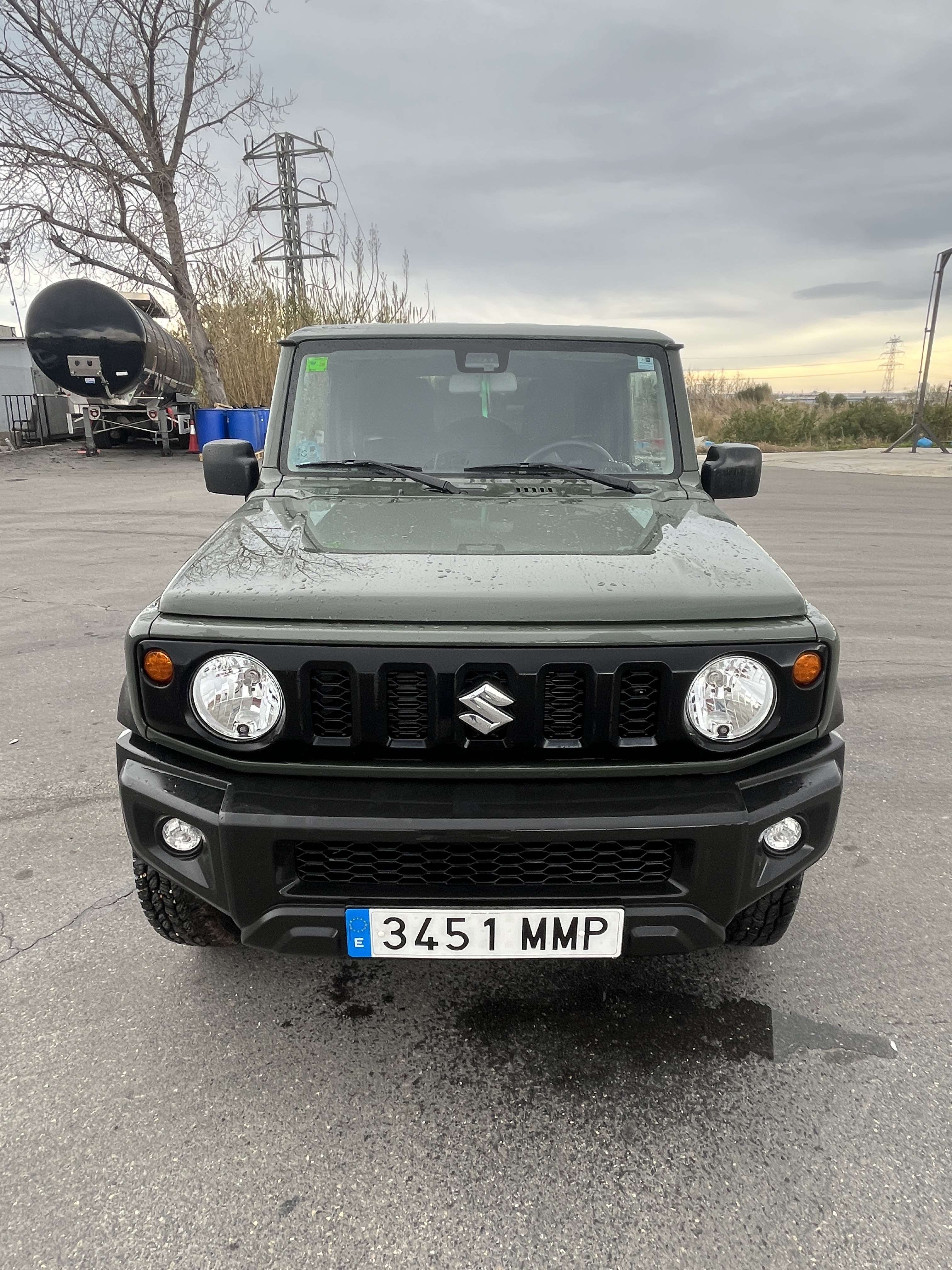 Suzuki Jimny Pro 1.5L - foto 1