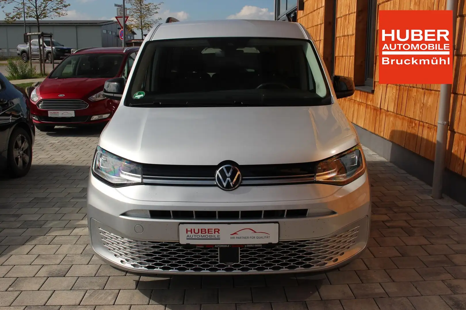 Volkswagen Caddy 2.0l 90kW TDI LIFE KLIMAAUT/METALLIC 90 kW (122... Plateado - 2
