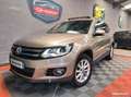 Volkswagen Tiguan 2l TDI 140 4MOTION CARAT 155000km garantie 6 mois cuir gps camera de recul attelage toit ouvrant radar Beige - thumbnail 1