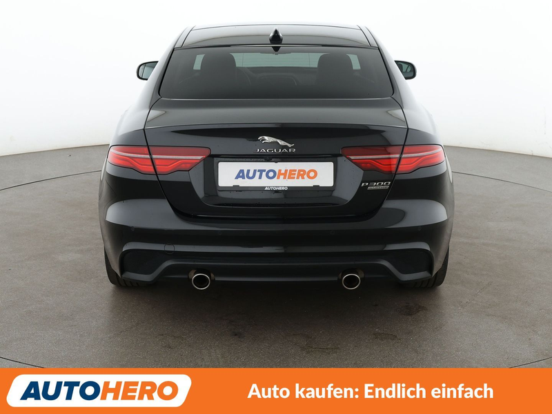 Jaguar XE 30t HSE AWD Aut.*NAVI*360CAM*LED*ACC*SHZ*PANO* — photo 5