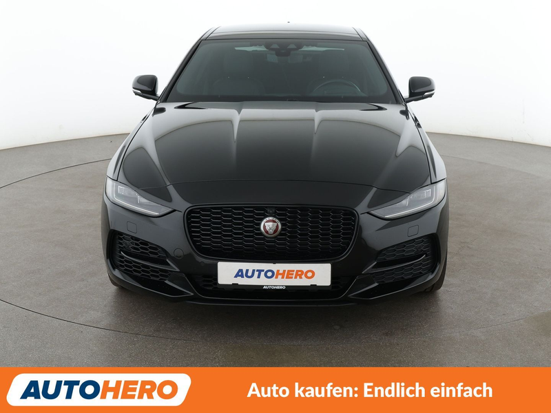 Jaguar XE 30t HSE AWD Aut.*NAVI*360CAM*LED*ACC*SHZ*PANO* — photo 9