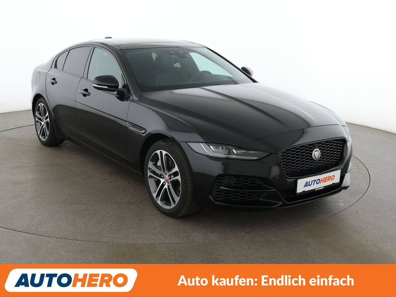 Jaguar XE 30t HSE AWD Aut.*NAVI*360CAM*LED*ACC*SHZ*PANO* — photo 8