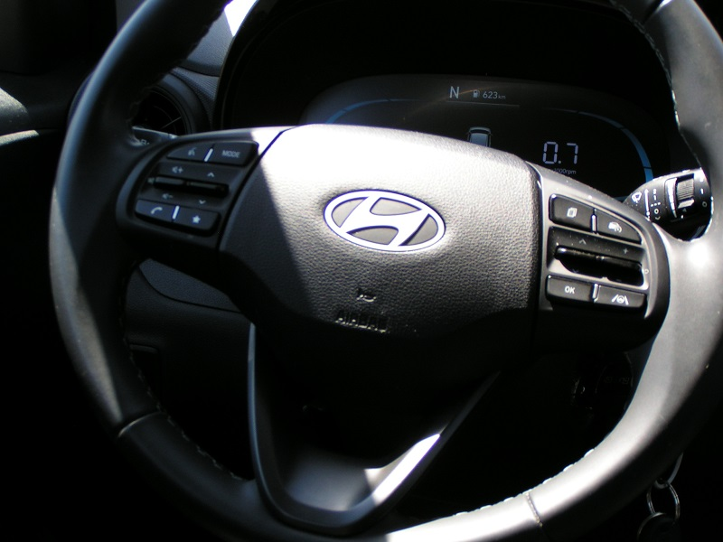 Hyundai i10 — photo 9