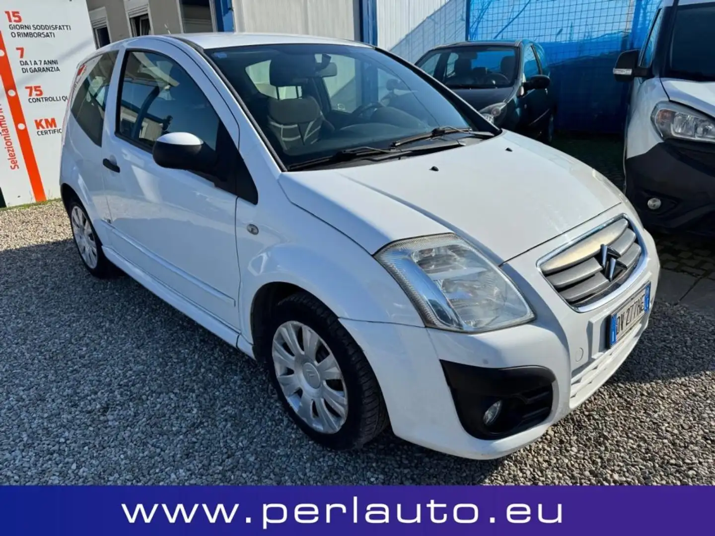 Citroen C2 1.4 HDi 70CV  VTR Weiß - 2