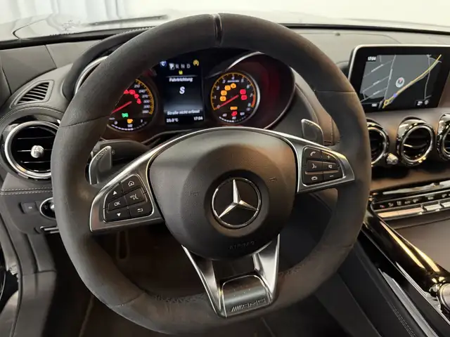 Mercedes-Benz Amg GT view 10
