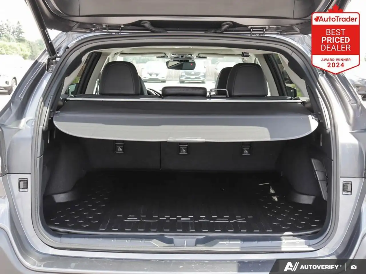 Subaru OUTBACK fotografie Subaru OUTBACK
