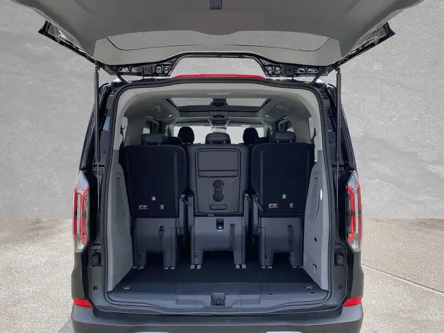 Ford Tourneo Custom view 10