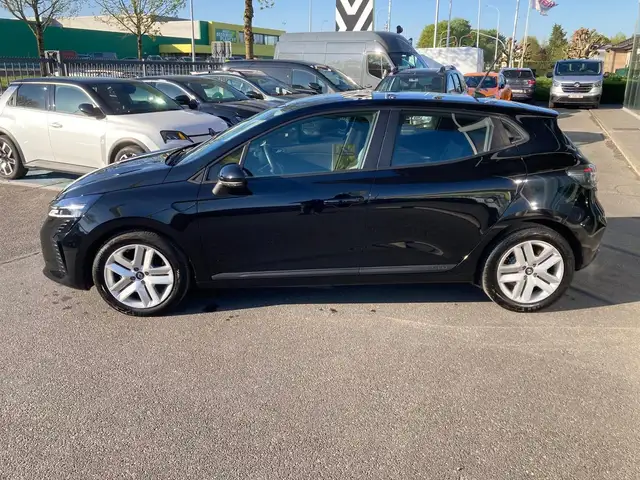Renault Clio view 6