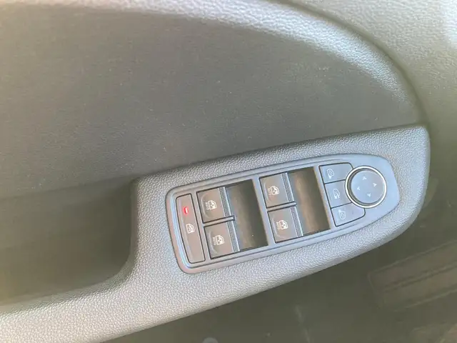 Renault Clio view 13