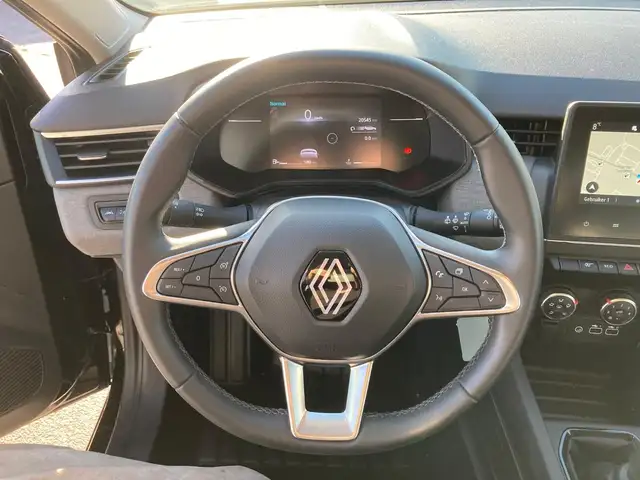 Renault Clio view 17