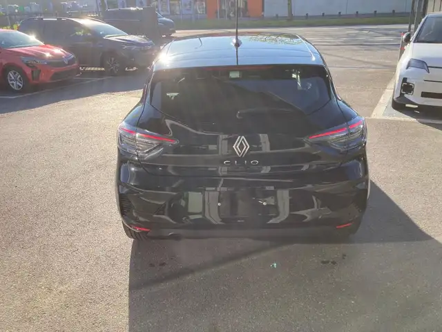 Renault Clio view 5