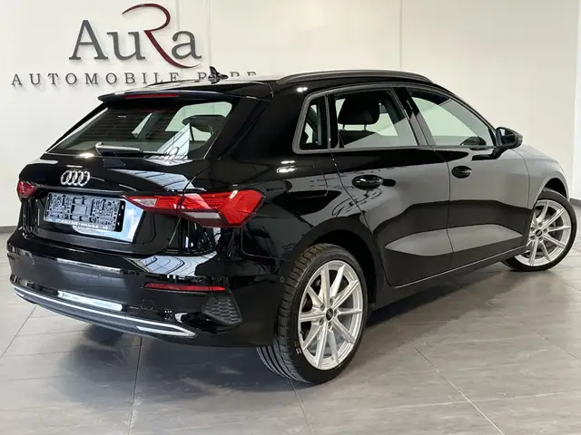 Audi A3 view 4
