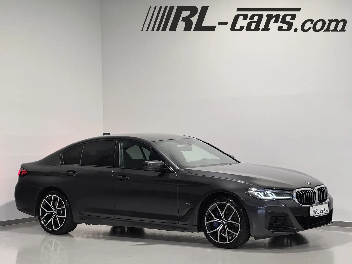 BMW 530 e G30 LCI Aut/M-Sport/CockpitPRO/HEAD-UP/Laser/AHK Gris - 1