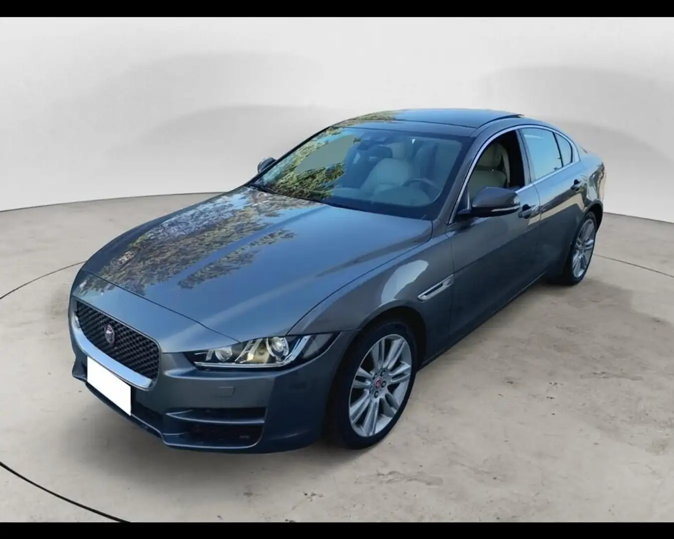 Jaguar XE 2.0d i4 R-Sport awd 180cv auto my18 Gris - 1