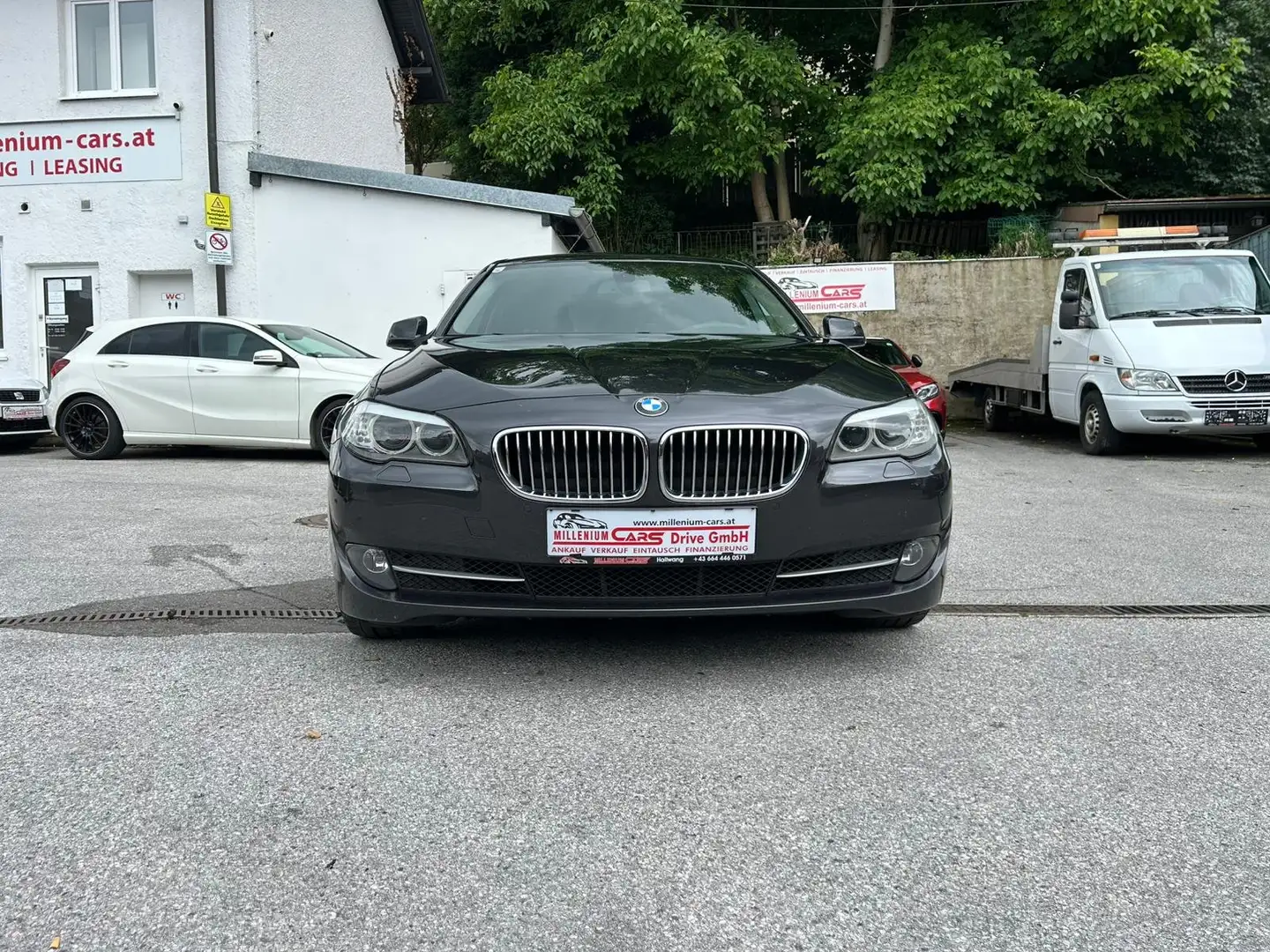BMW 525 xDrive Österreich-Paket Aut. FIX 6,274% Grau - 2