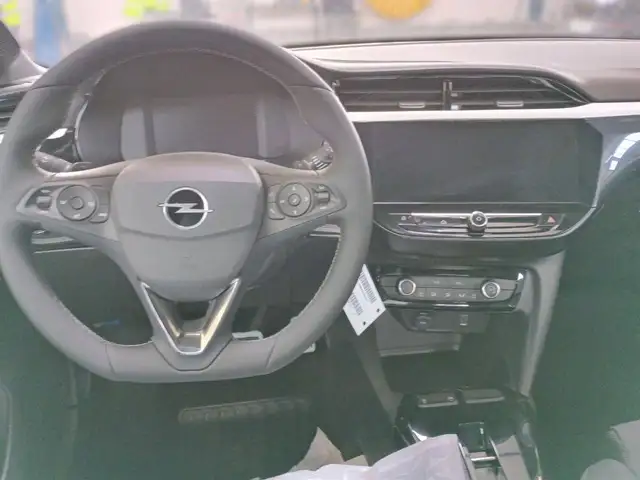 Opel Corsa view 10
