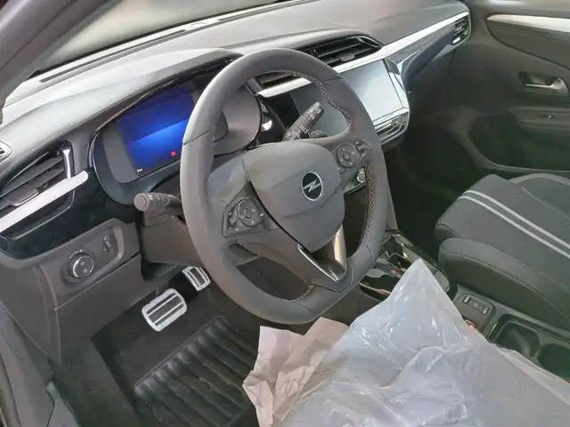 Opel Corsa view 9