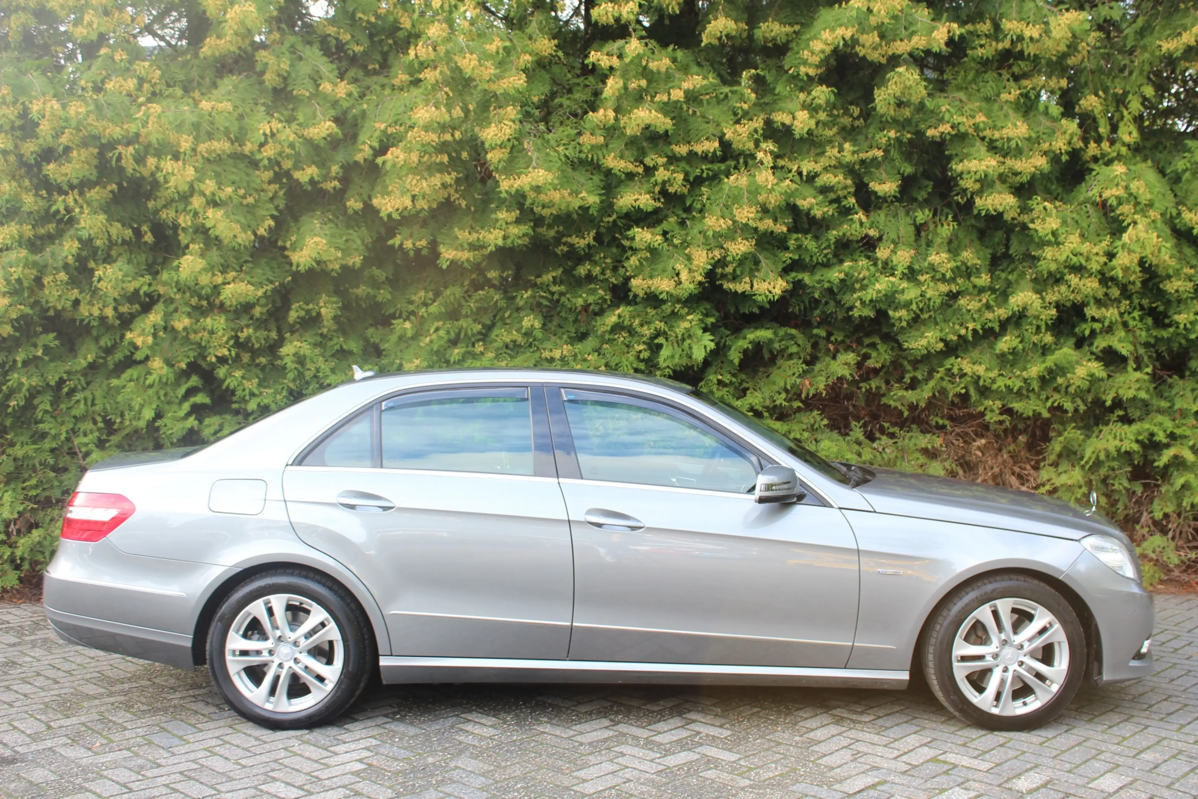 Mercedes-Benz E 250 CGI Avantgarde 204PK Automaat | Navigatie | Parkee — photo 9