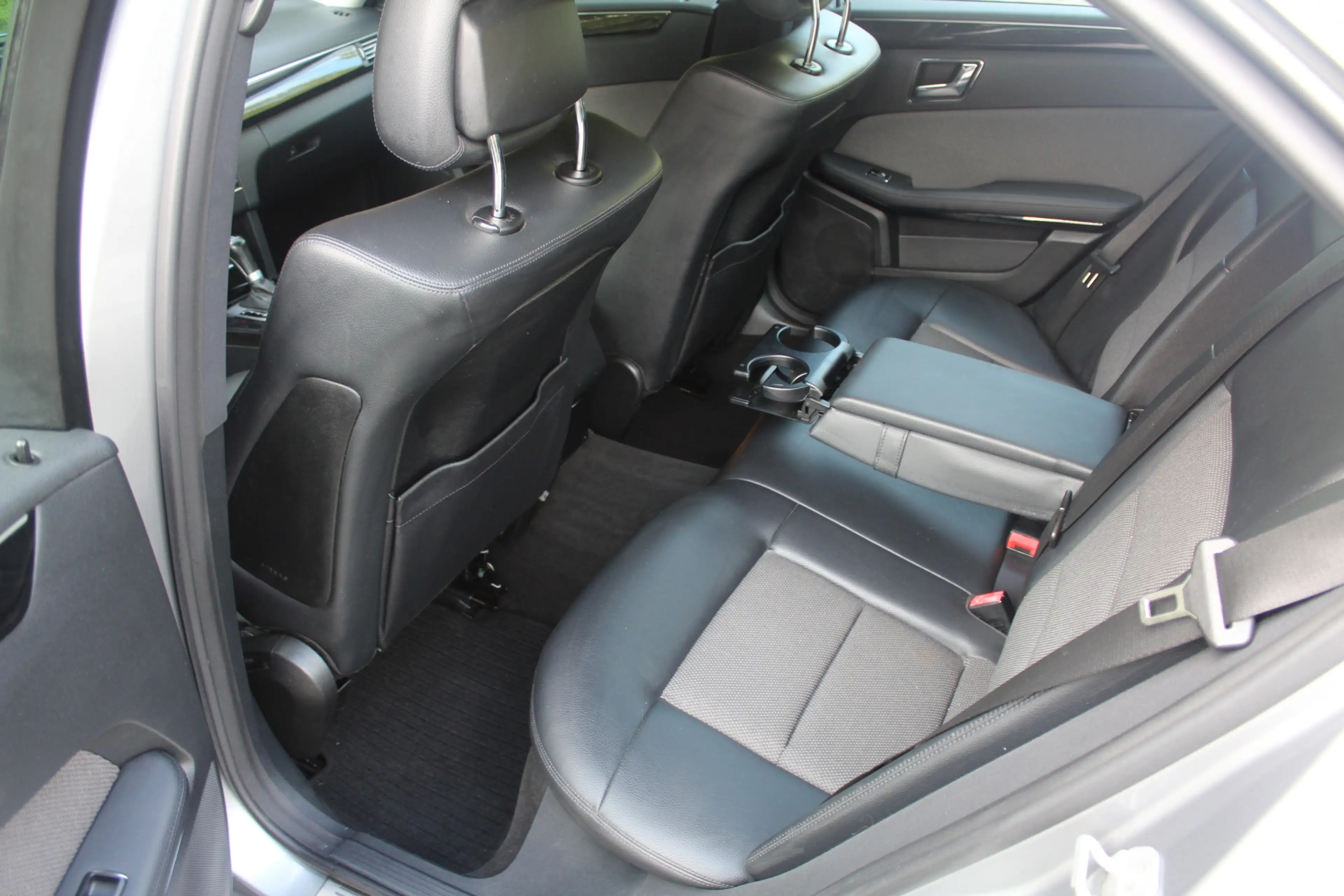 Mercedes-Benz E 250 CGI Avantgarde 204PK Automaat | Navigatie | Parkee — photo 15