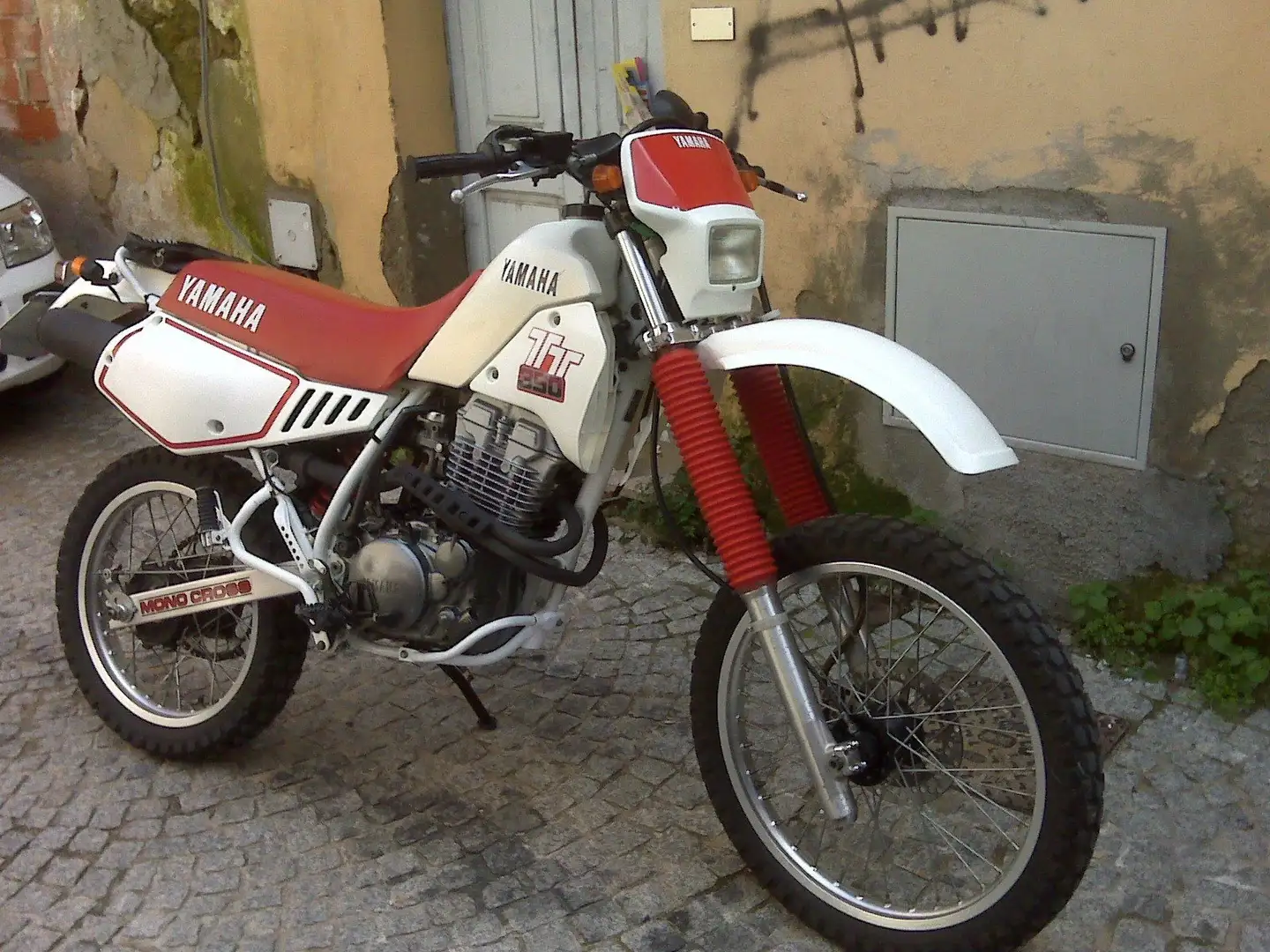 Yamaha TT 350 - 1
