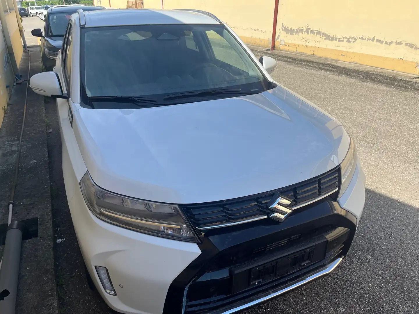 Suzuki Vitara 1.4 HYBRID TOP 2WD, NUOVO NON KM ZERO, SUZUKI 1986 Bianco - 2